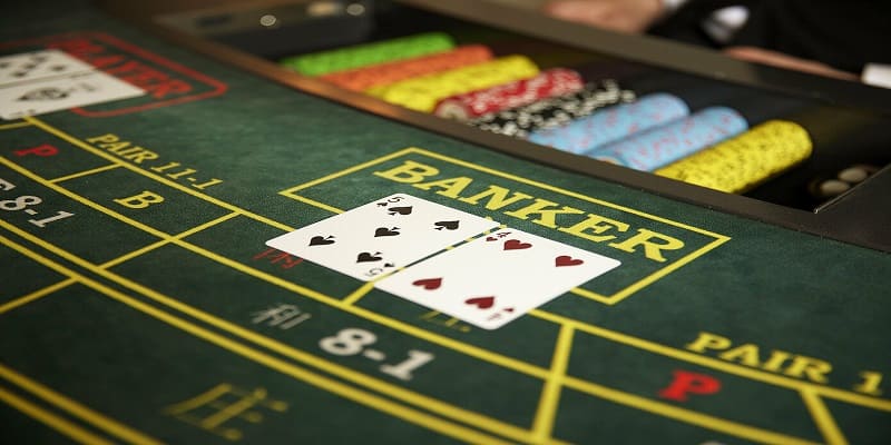 Chia sẻ mẹo chơi game bài Baccarat dễ ăn tiền